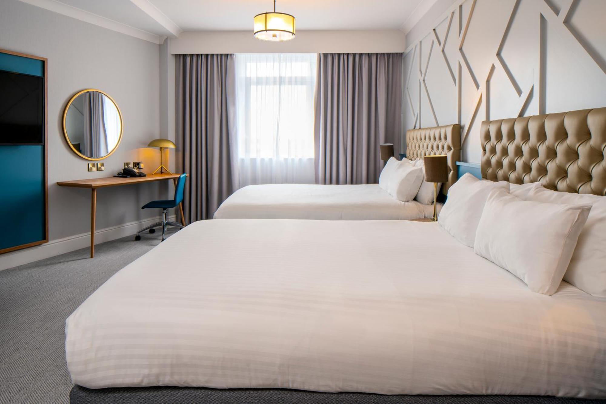 The Queen At Hotel, Bw Premier Collection Отель 4*